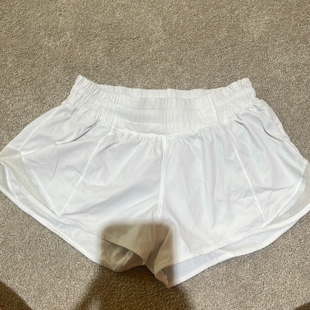 Lululemon hotty hots white 2.5